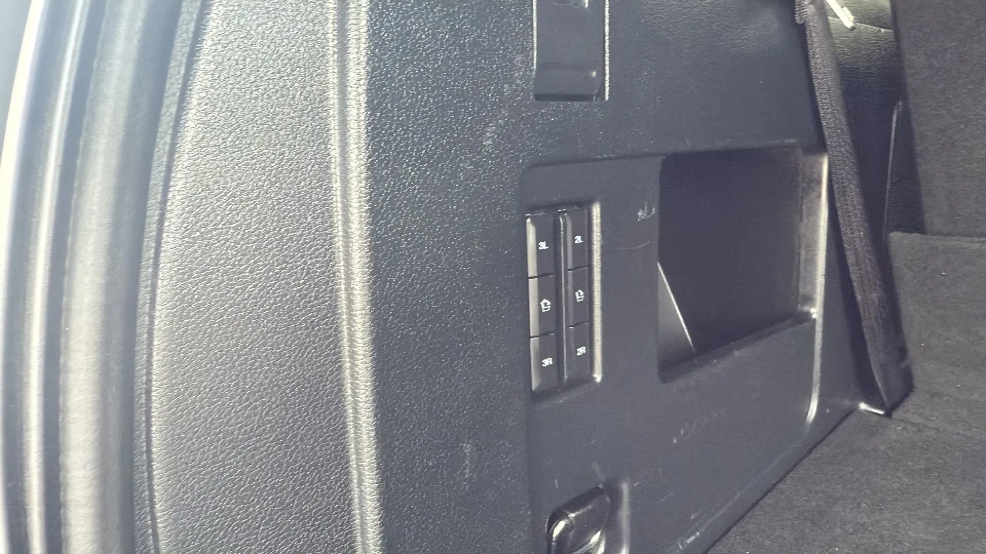 Used 2019 Ford Expedition Limited w/ Equipment Group 302A image 25