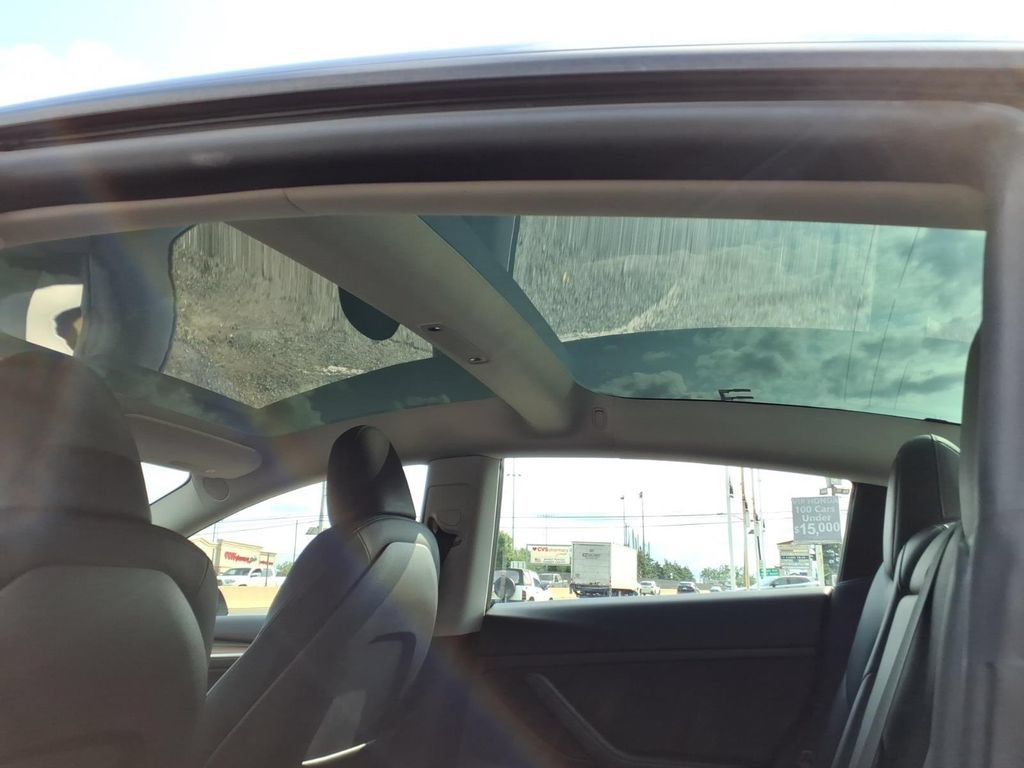 Used 2023 Tesla Model 3 Standard Range RWD image 10