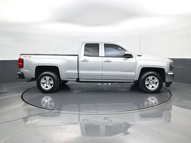 Used 2017 Chevrolet Silverado 1500 LT w/ All Star Edition image 4