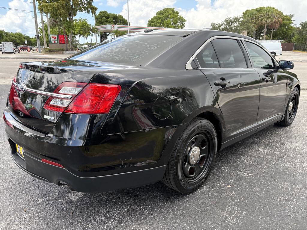Used 2015 Ford Taurus Police Interceptor AWD image 5