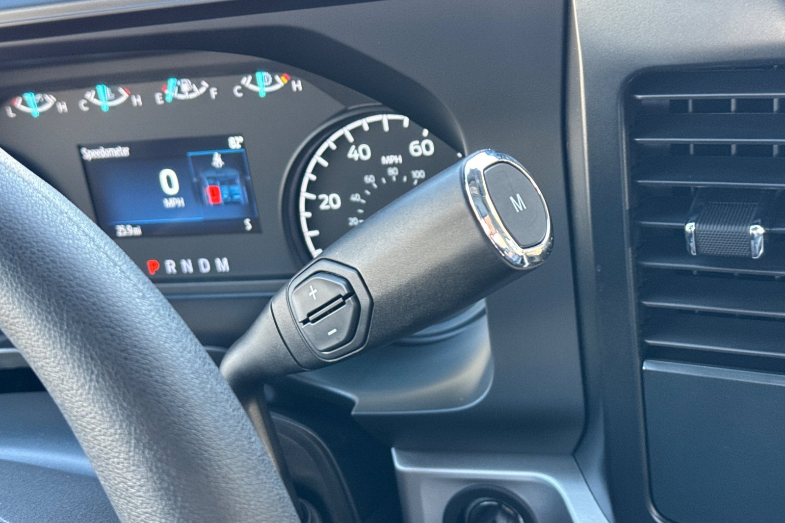 New 2025 Ford F250 XL w/ XL Chrome Package image 18