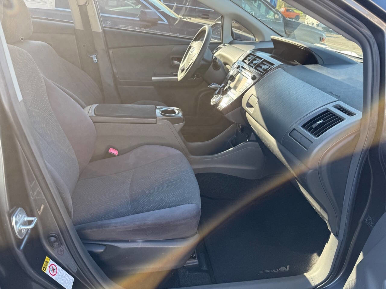 Used 2012 Toyota Prius V Three FWD image 32