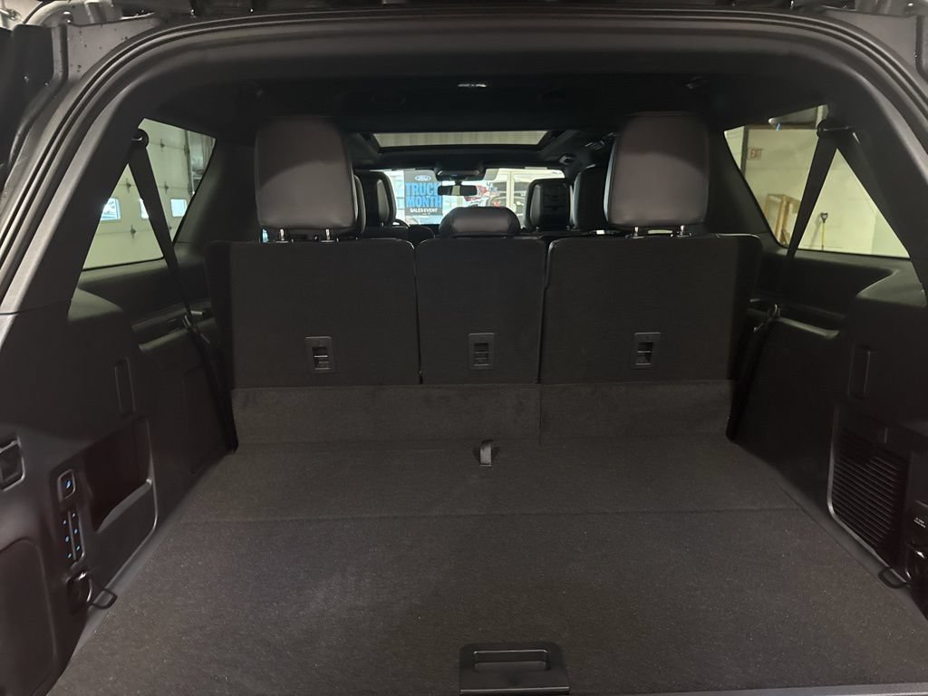New 2026 Ford Expedition Max Platinum w/ Stealth Performance Package AWD/4WD image 39
