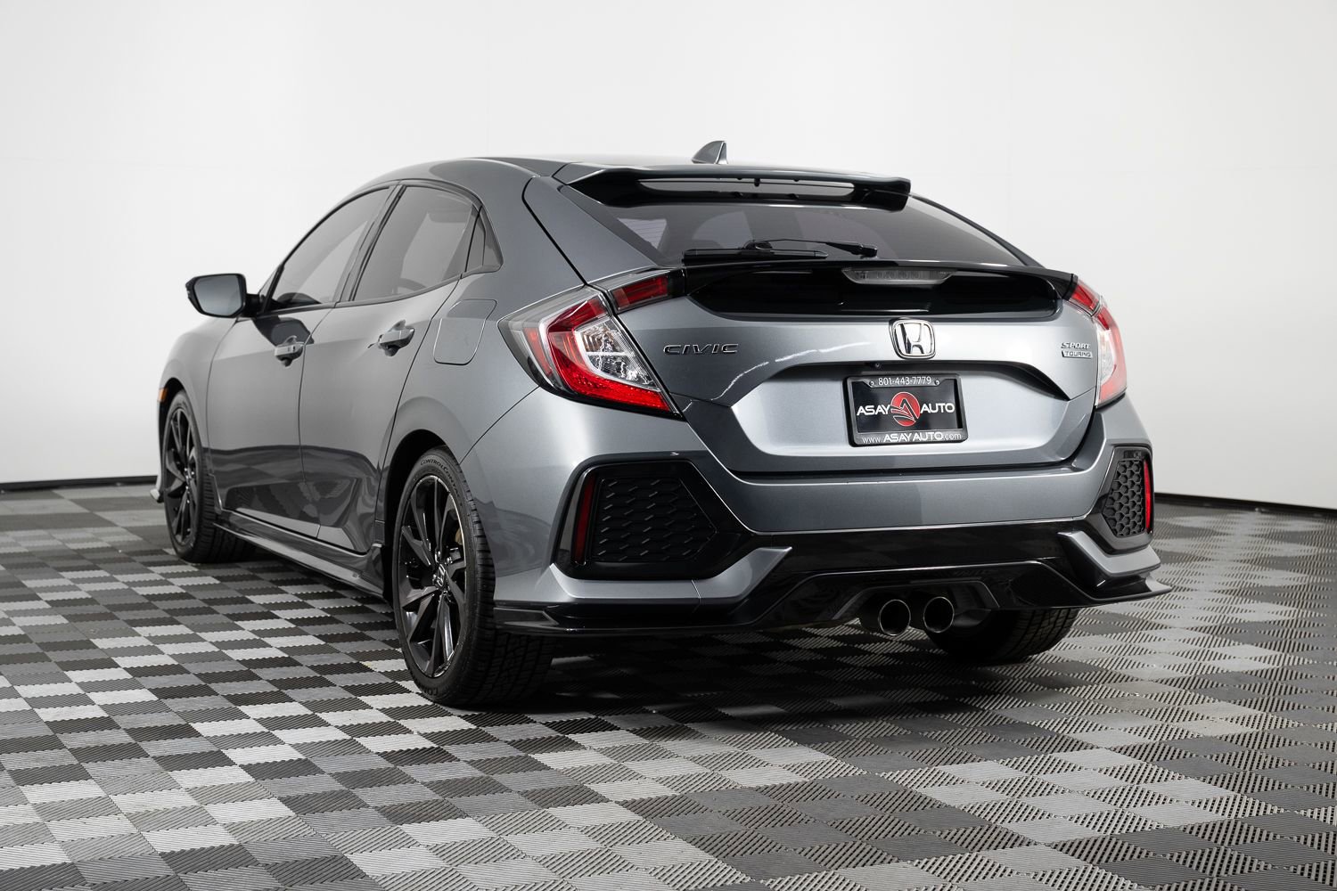 Used 2018 Honda Civic Sport Touring image 5