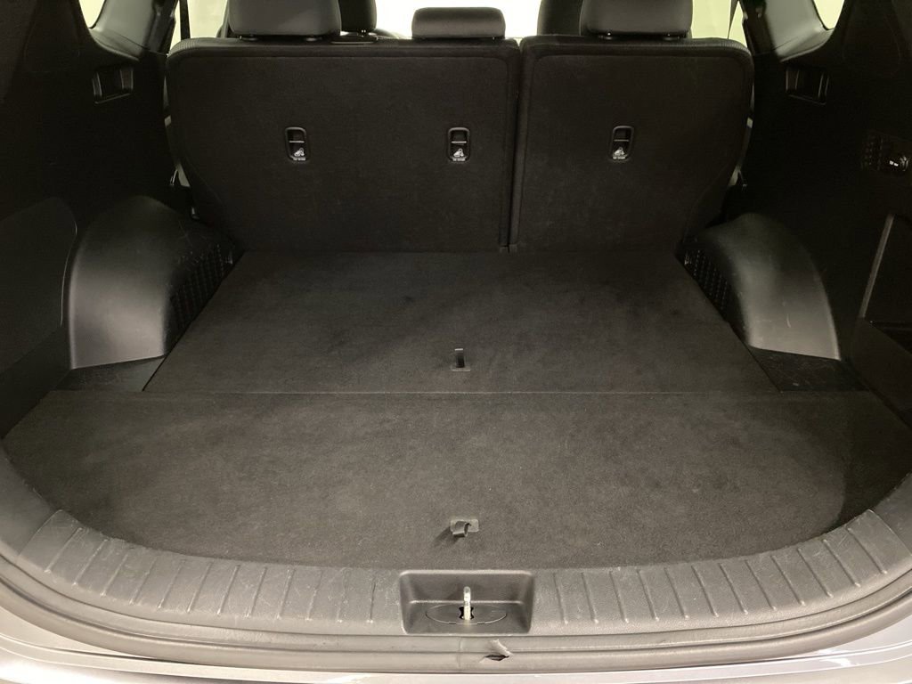 Used 2019 Hyundai Santa Fe SE image 8