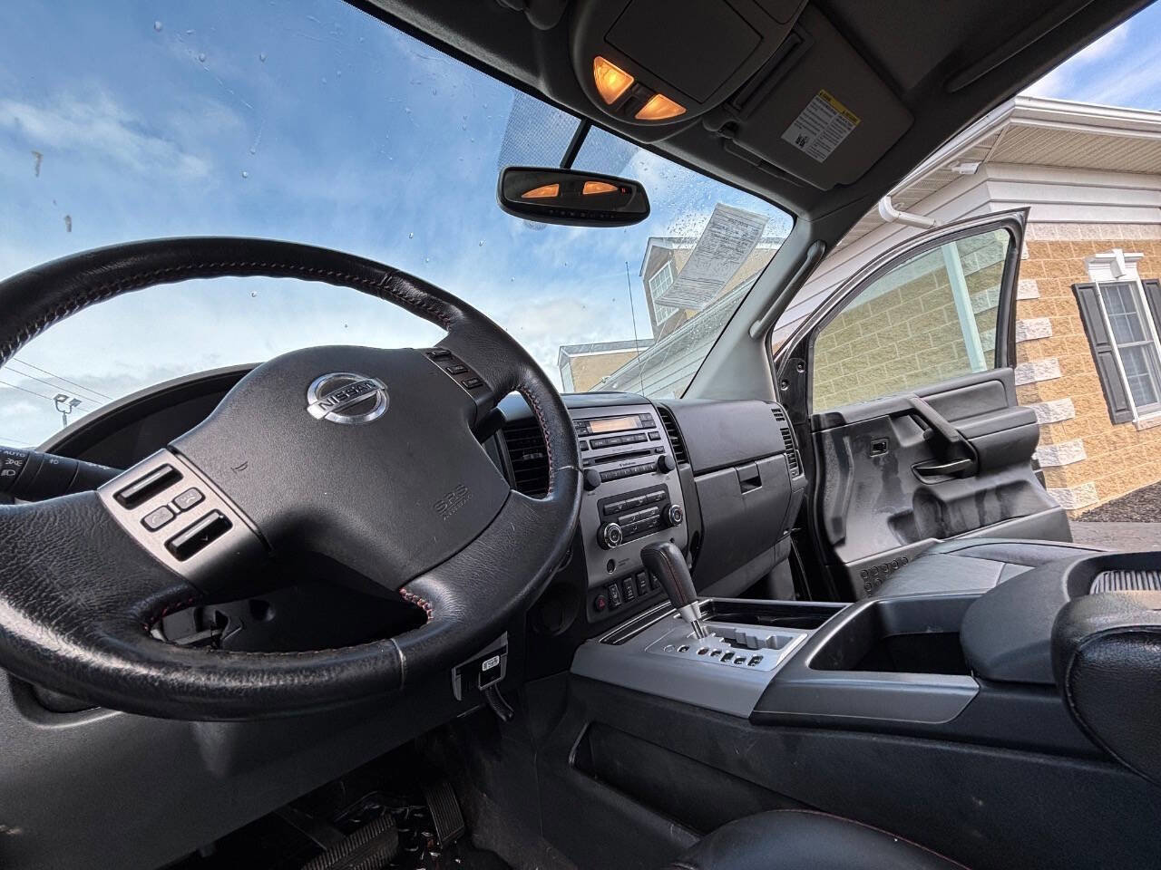 Used 2011 Nissan Titan PRO-4X w/ Pro-4x Luxury Pkg image 8