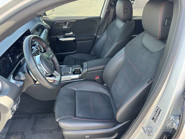 Used 2022 Mercedes-Benz GLB 35 AMG 4MATIC image 16