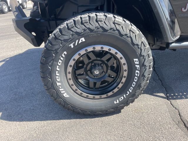 Used 2020 Jeep Gladiator Rubicon image 10