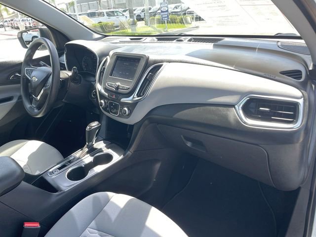 Used 2021 Chevrolet Equinox LS FWD image 29