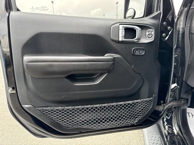 Used 2018 Jeep Wrangler Unlimited Sport S AWD/4WD image 25