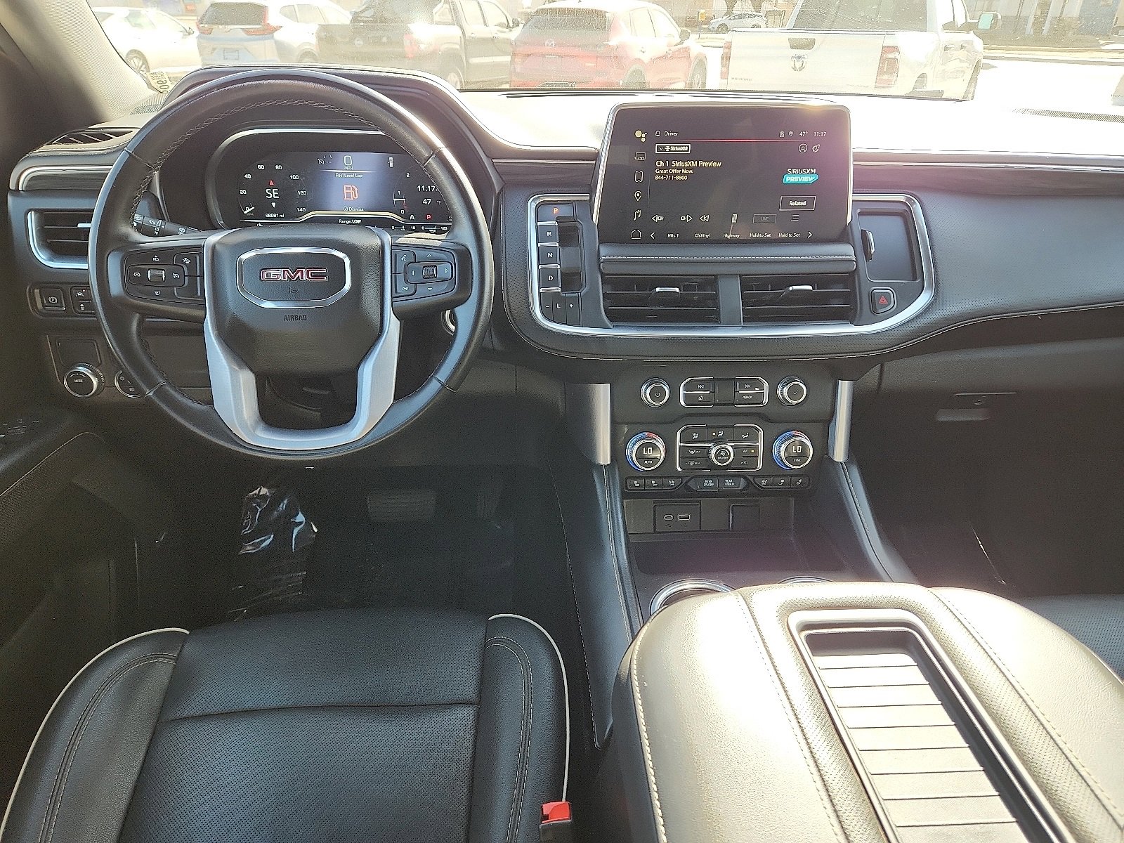 Used 2023 GMC Yukon XL SLT image 10