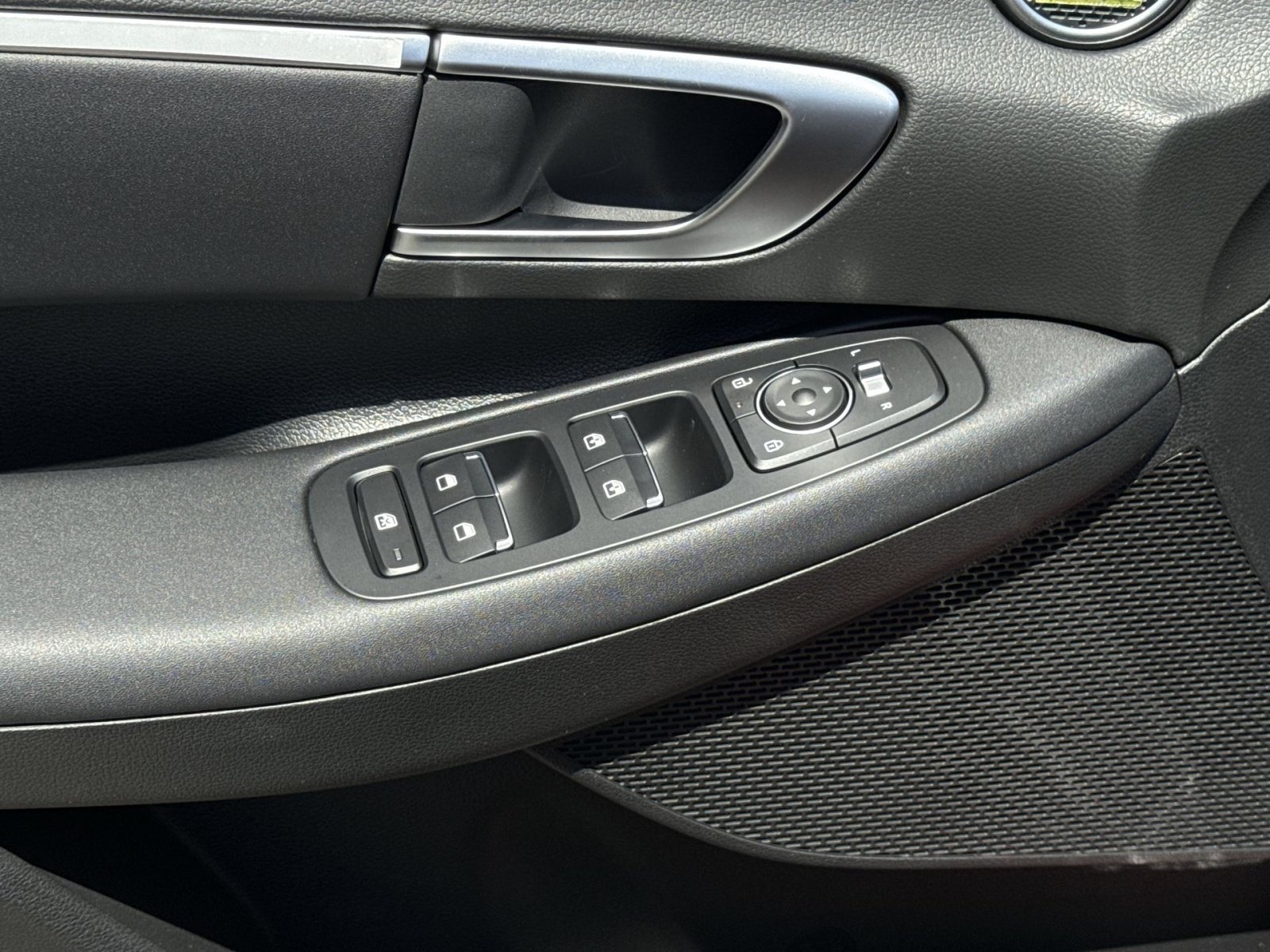 New 2026 Hyundai Sonata SEL FWD image 15