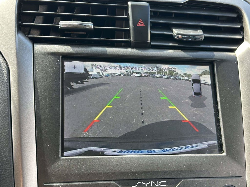 Certified 2020 Ford Fusion SE FWD image 19