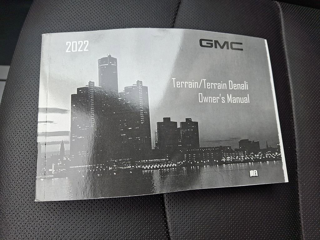Certified 2022 GMC Terrain SLT w/ Infotainment Package II image 26
