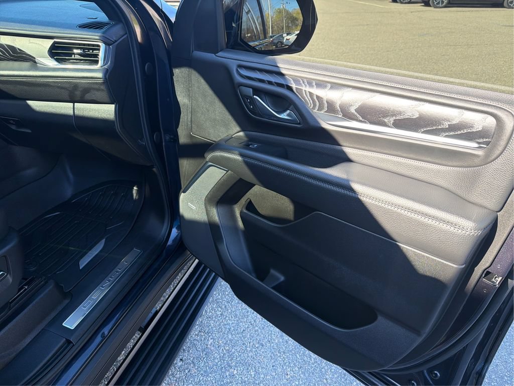 Certified 2023 GMC Yukon XL Denali AWD/4WD image 22