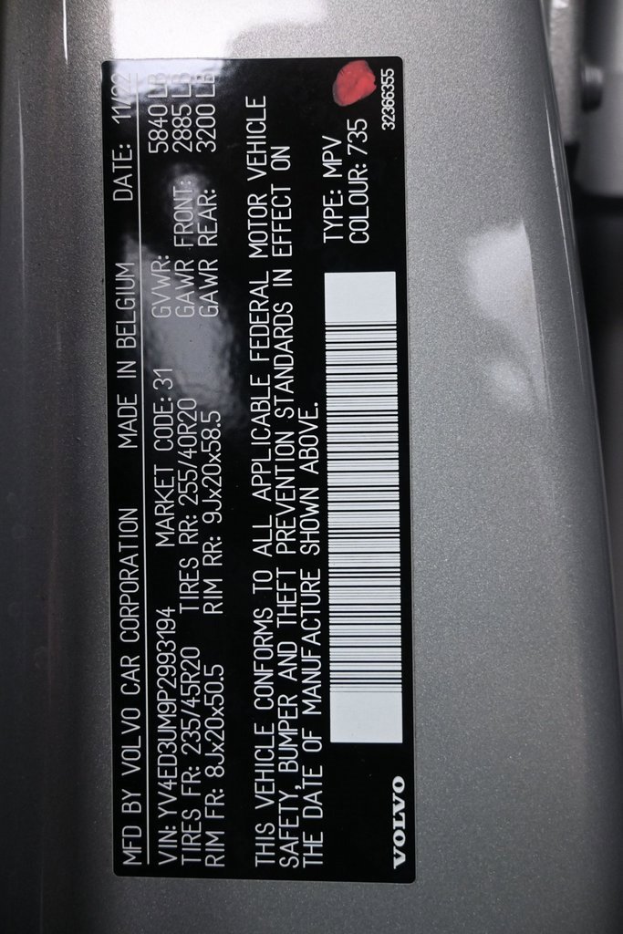 Used 2023 Volvo XC40 Recharge Ultimate w/ Protection Package Premier image 9