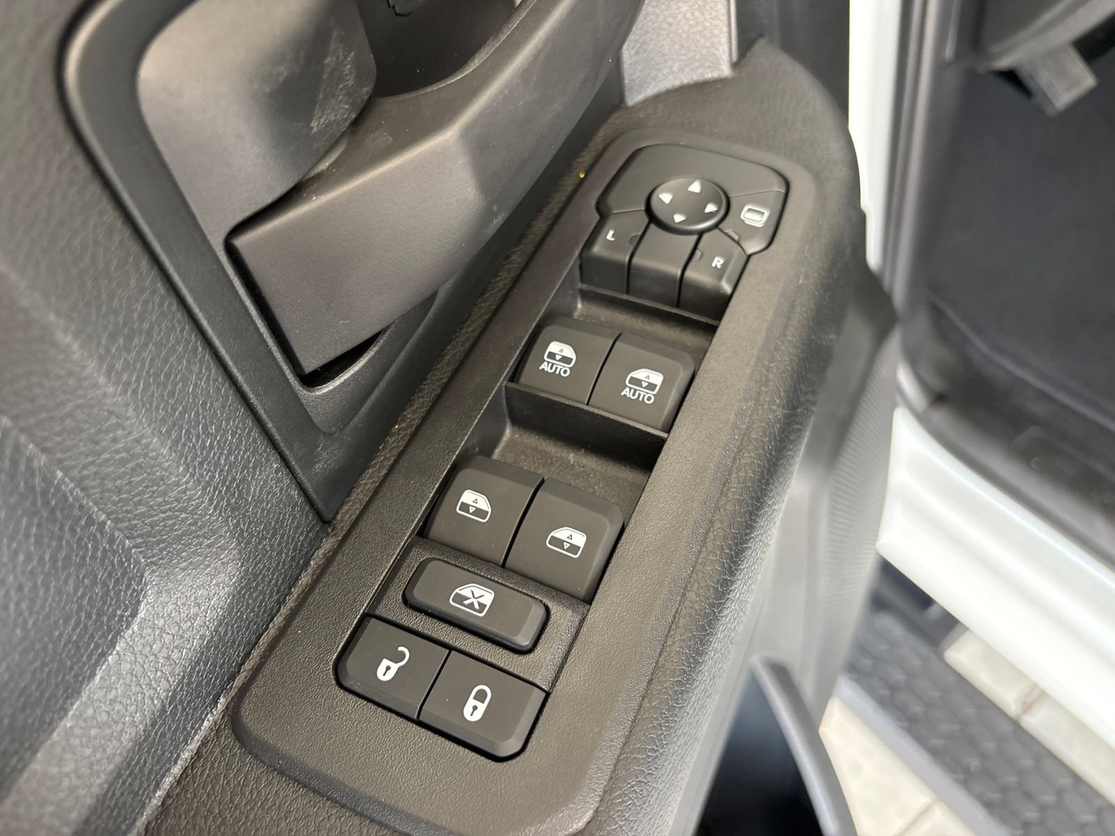 New 2026 RAM 2500 Tradesman AWD/4WD image 11