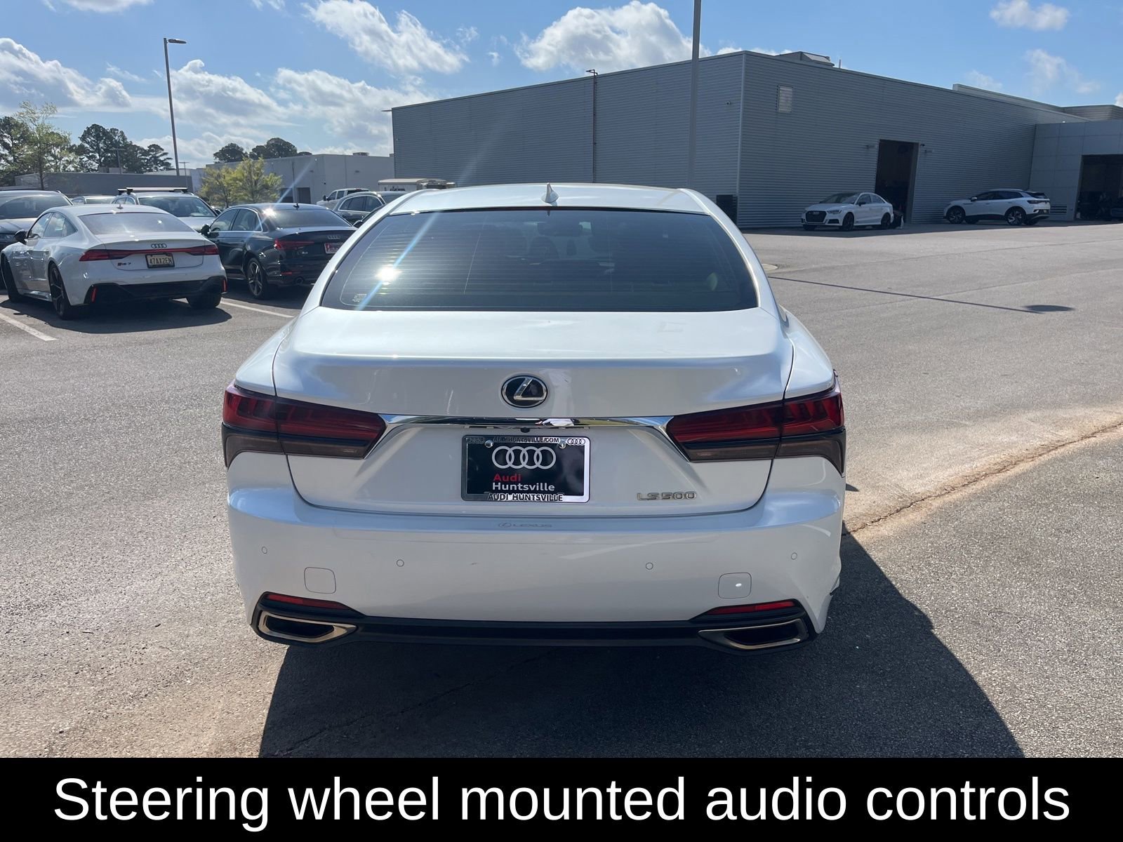 Used 2022 Lexus LS 500 w/ Accessory Package (Z2) RWD image 7