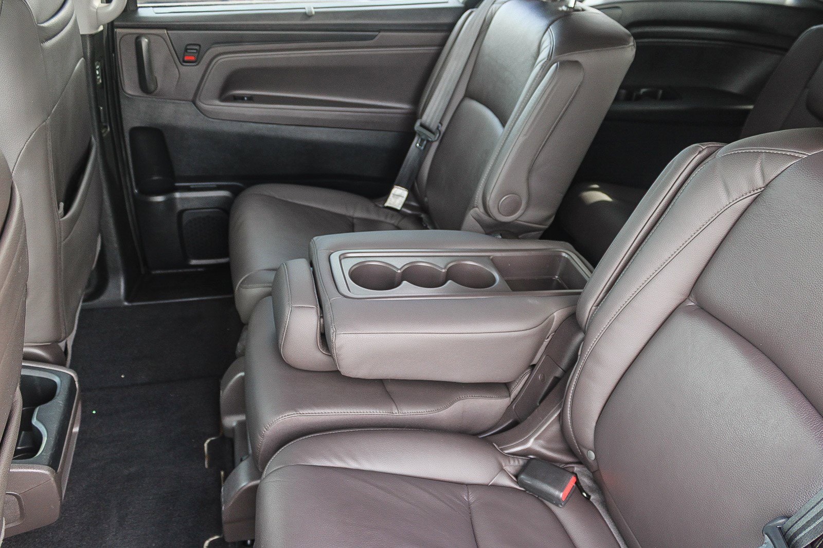 Used 2018 Honda Odyssey Elite image 19