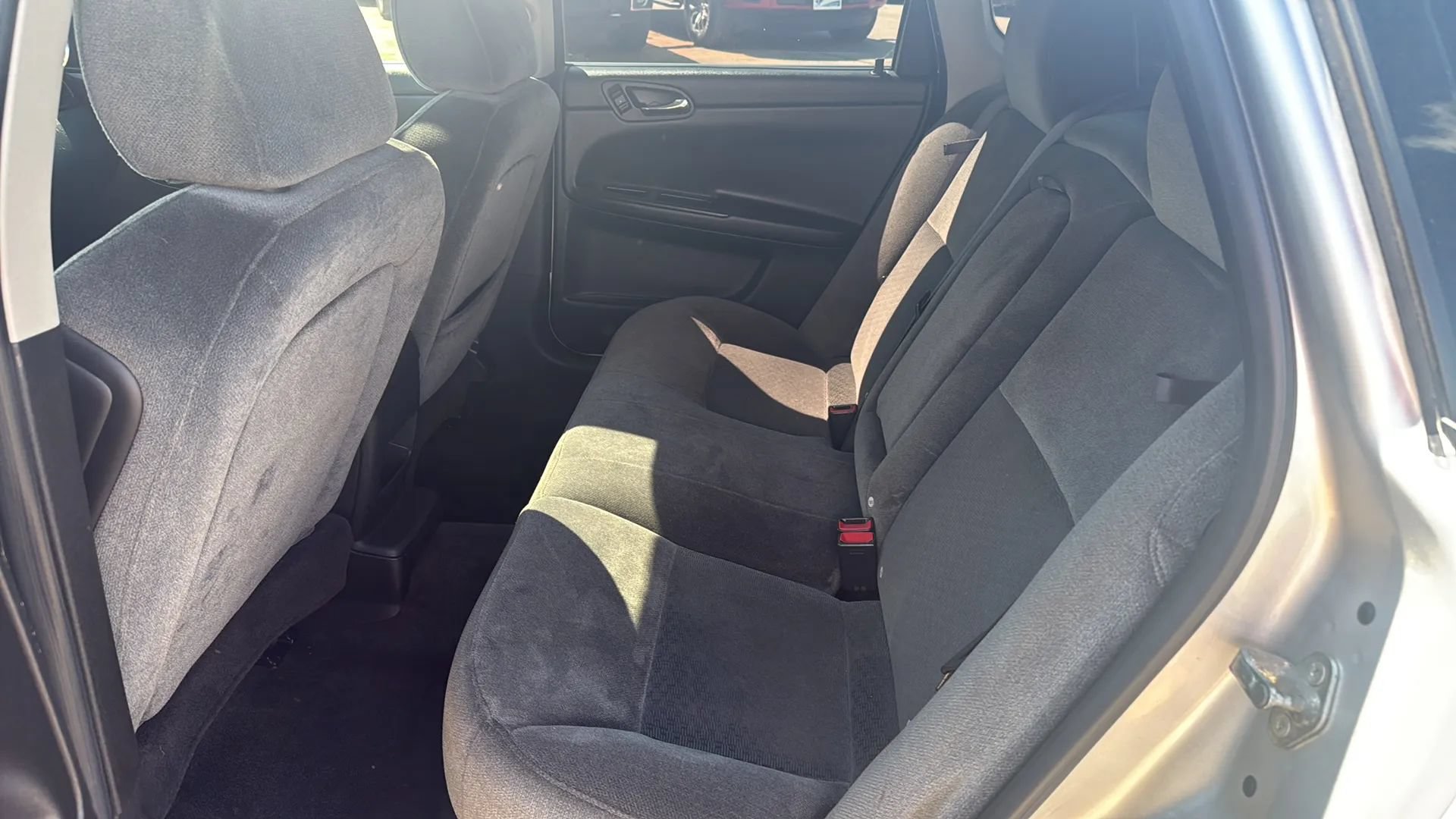 Used 2013 Chevrolet Impala LT w/ LT Sunroof Package FWD image 23