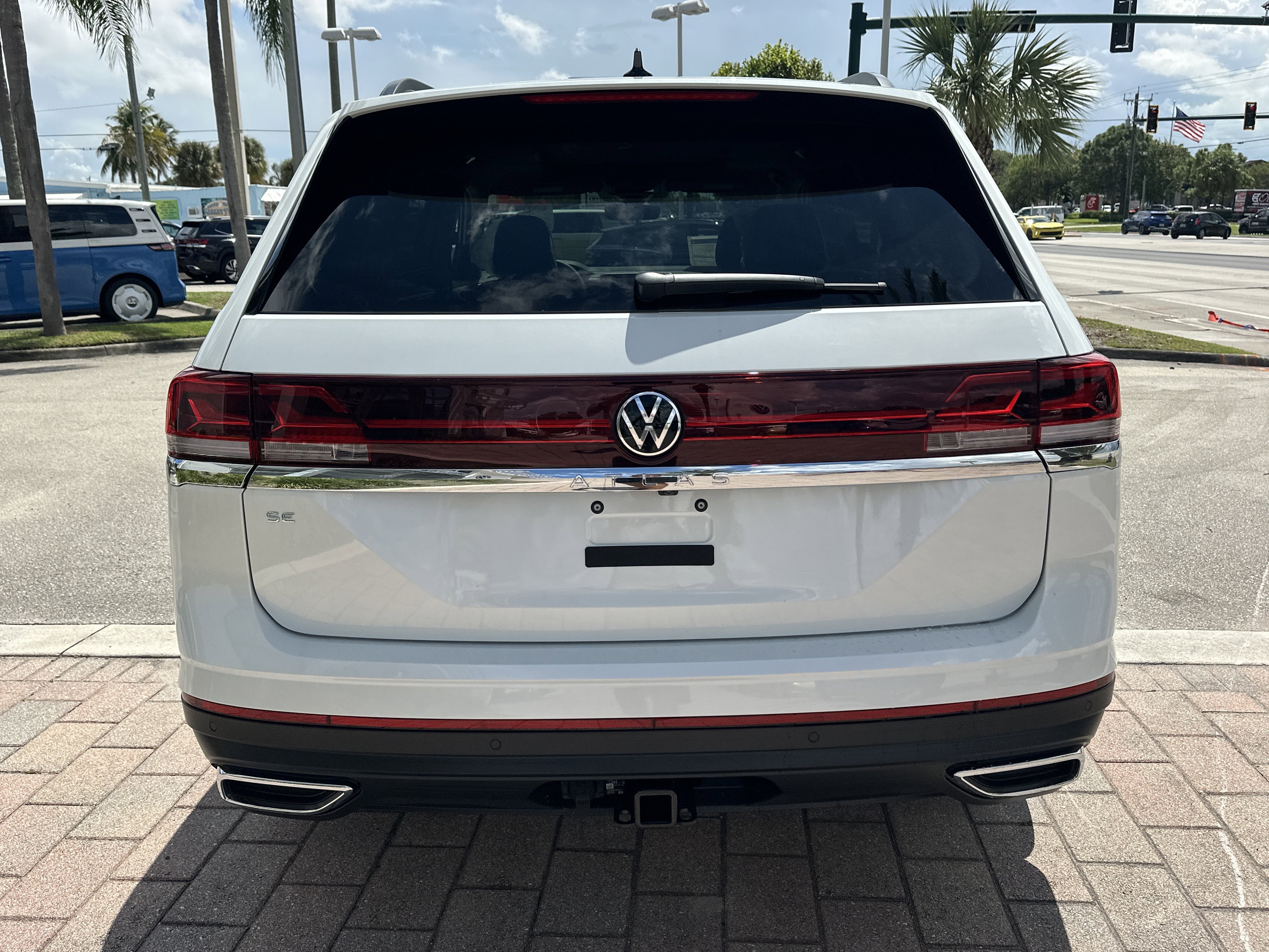 New 2026 Volkswagen Atlas SE image 7