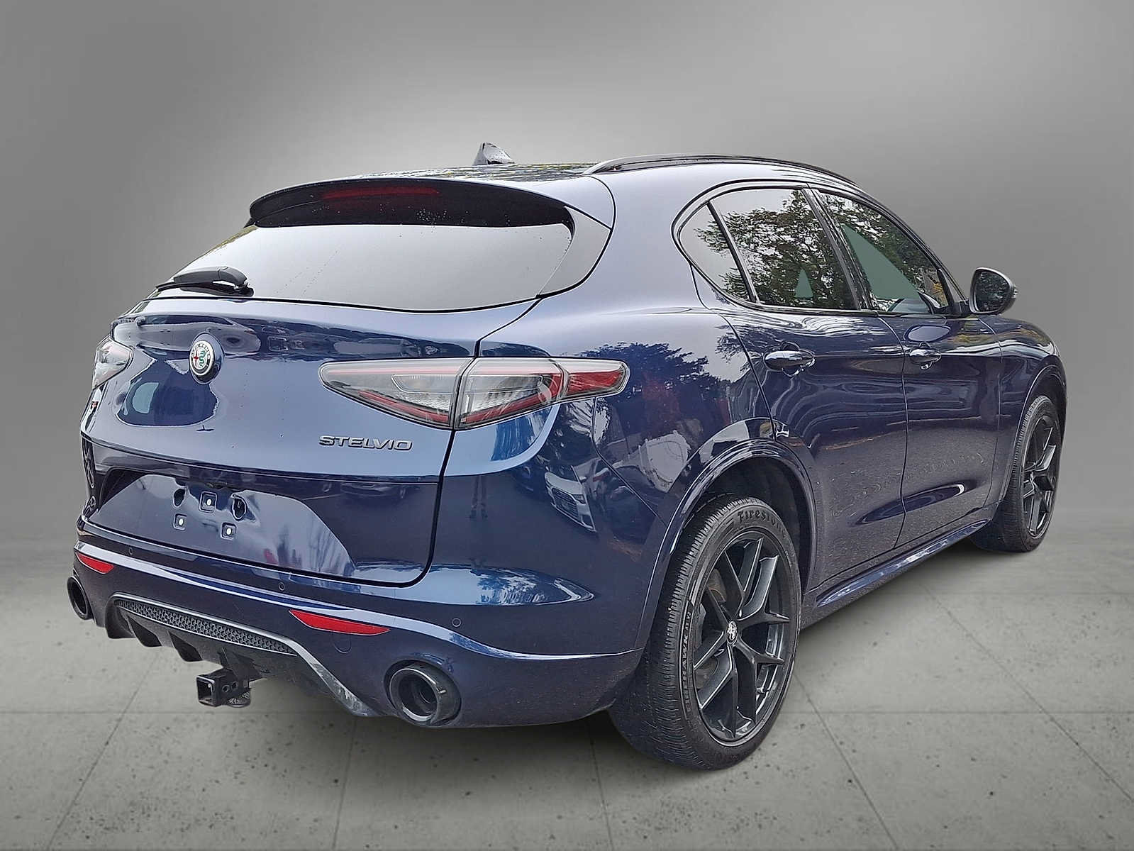 Used 2021 Alfa Romeo Stelvio Ti Sport AWD/4WD image 8