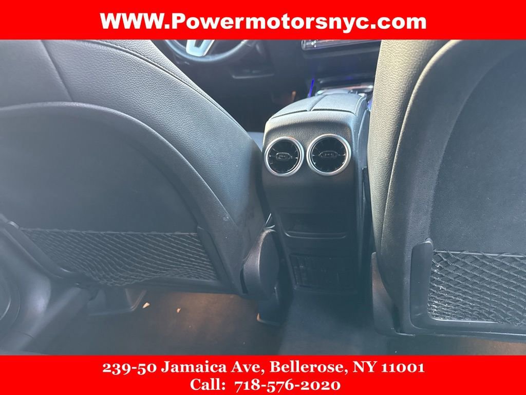 Used 2021 Mercedes-Benz GLB 250 4MATIC w/ Premium Package image 19