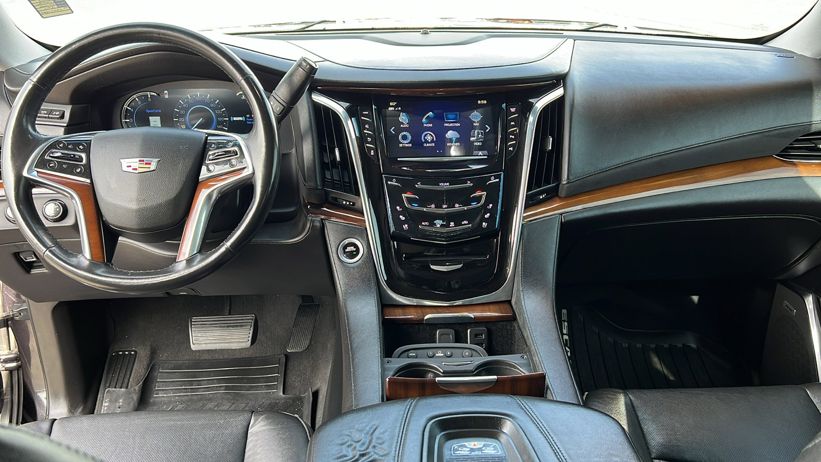 Used 2017 Cadillac Escalade Premium Luxury image 19