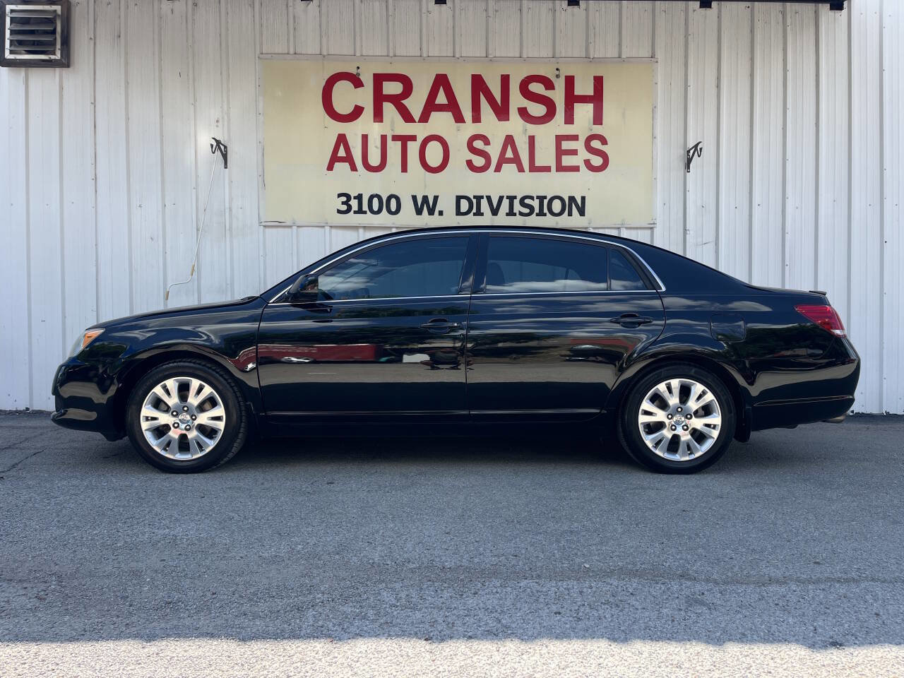 Used 2008 Toyota Avalon XLS image 3