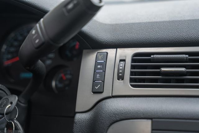 Used 2014 Chevrolet Silverado 2500 LTZ w/ LTZ Plus Package AWD/4WD image 29