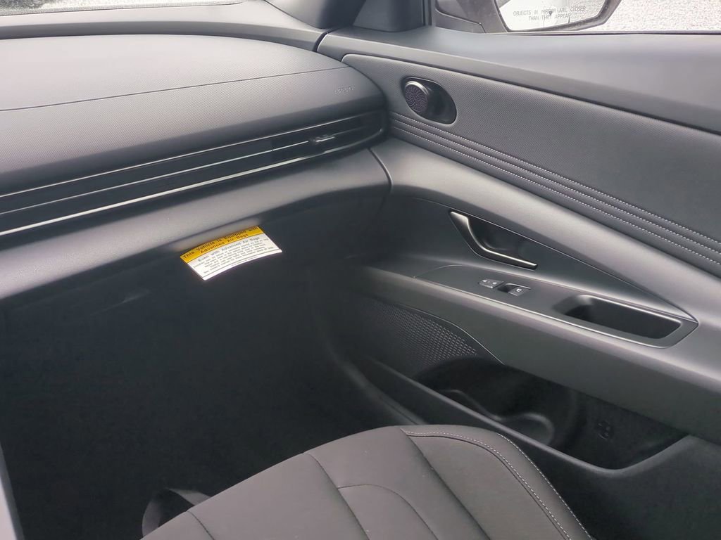 New 2026 Hyundai Elantra Sport image 18