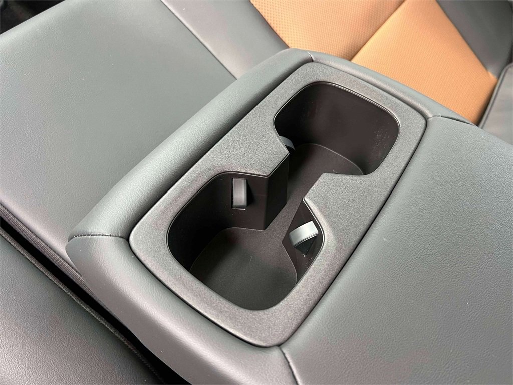 Certified 2024 Lexus GX 550 w/ Cold Area Package image 12