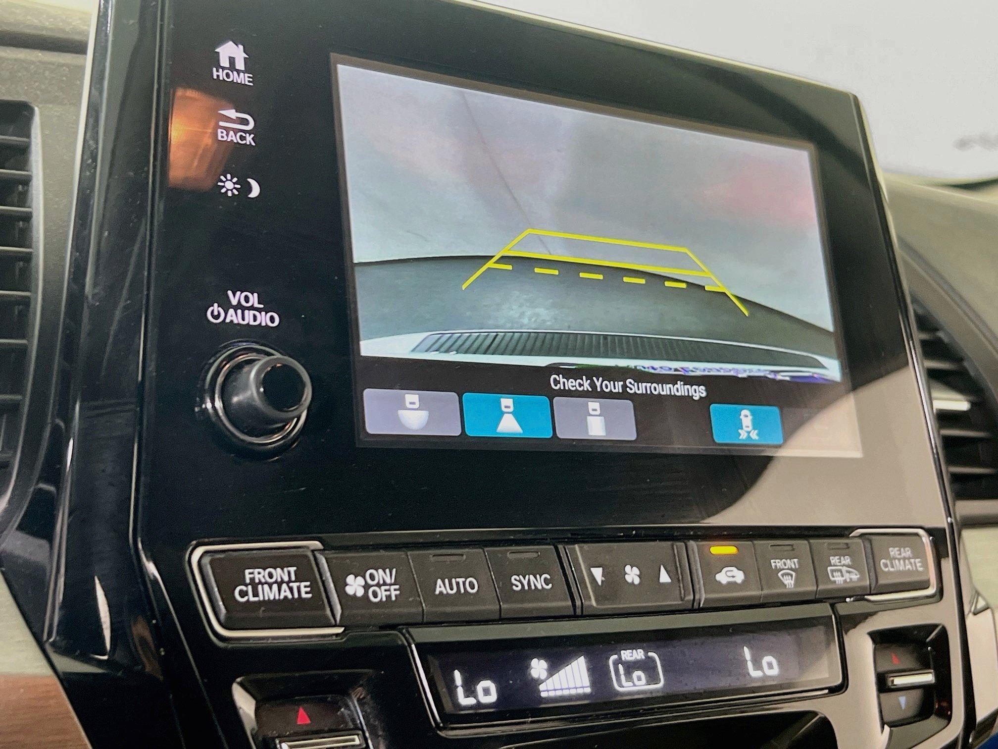 Used 2023 Honda Odyssey Touring image 14