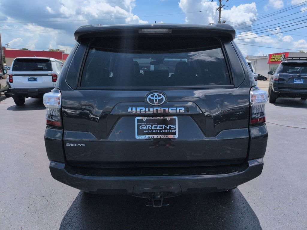 Certified 2024 Toyota 4Runner SR5 Premium w/ Moonroof Package AWD/4WD image 4