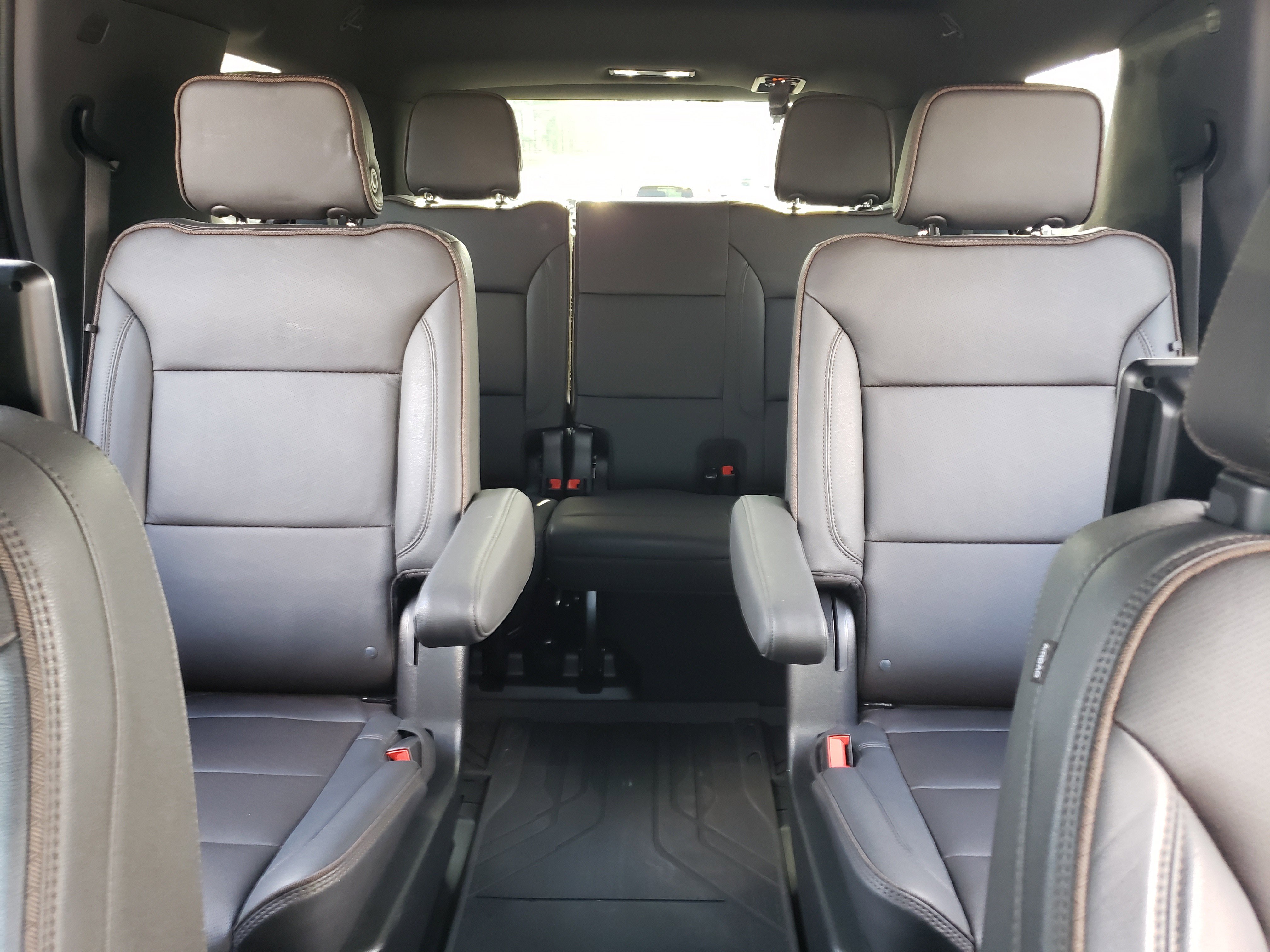 Used 2022 Chevrolet Tahoe High Country image 33