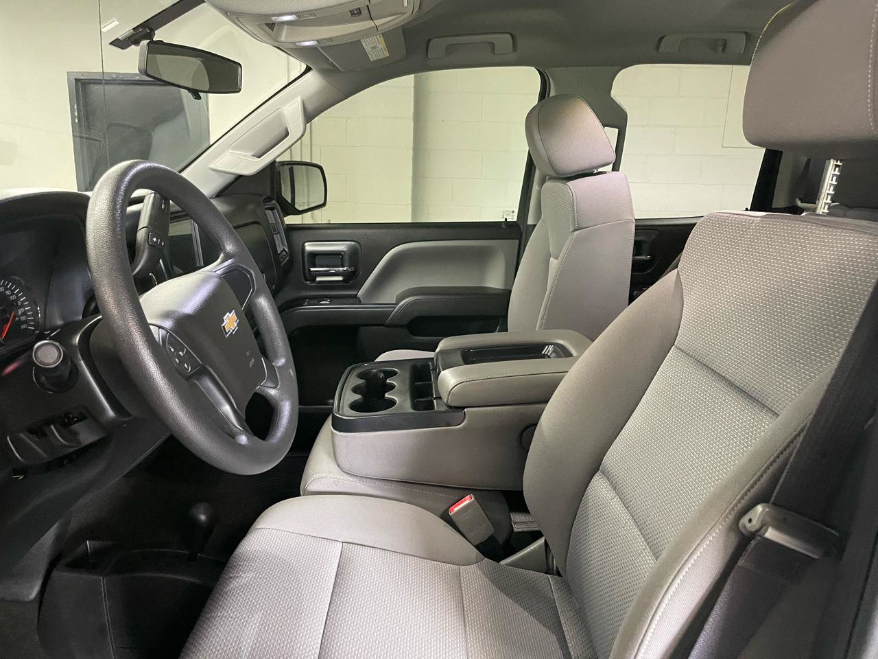Used 2017 Chevrolet Silverado 1500 Custom w/ Custom Convenience Package AWD/4WD image 13