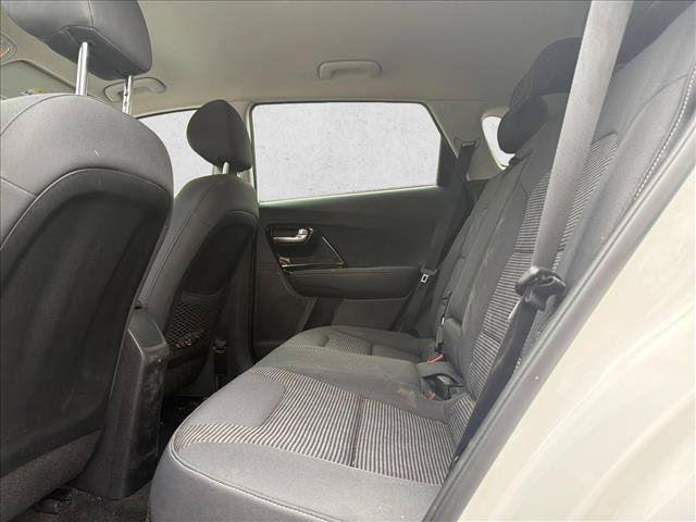 Used 2020 Kia Niro LXS FWD image 23