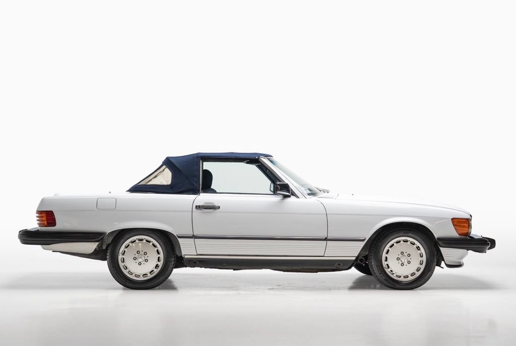 Used 1988 Mercedes-Benz 560 SL image 7