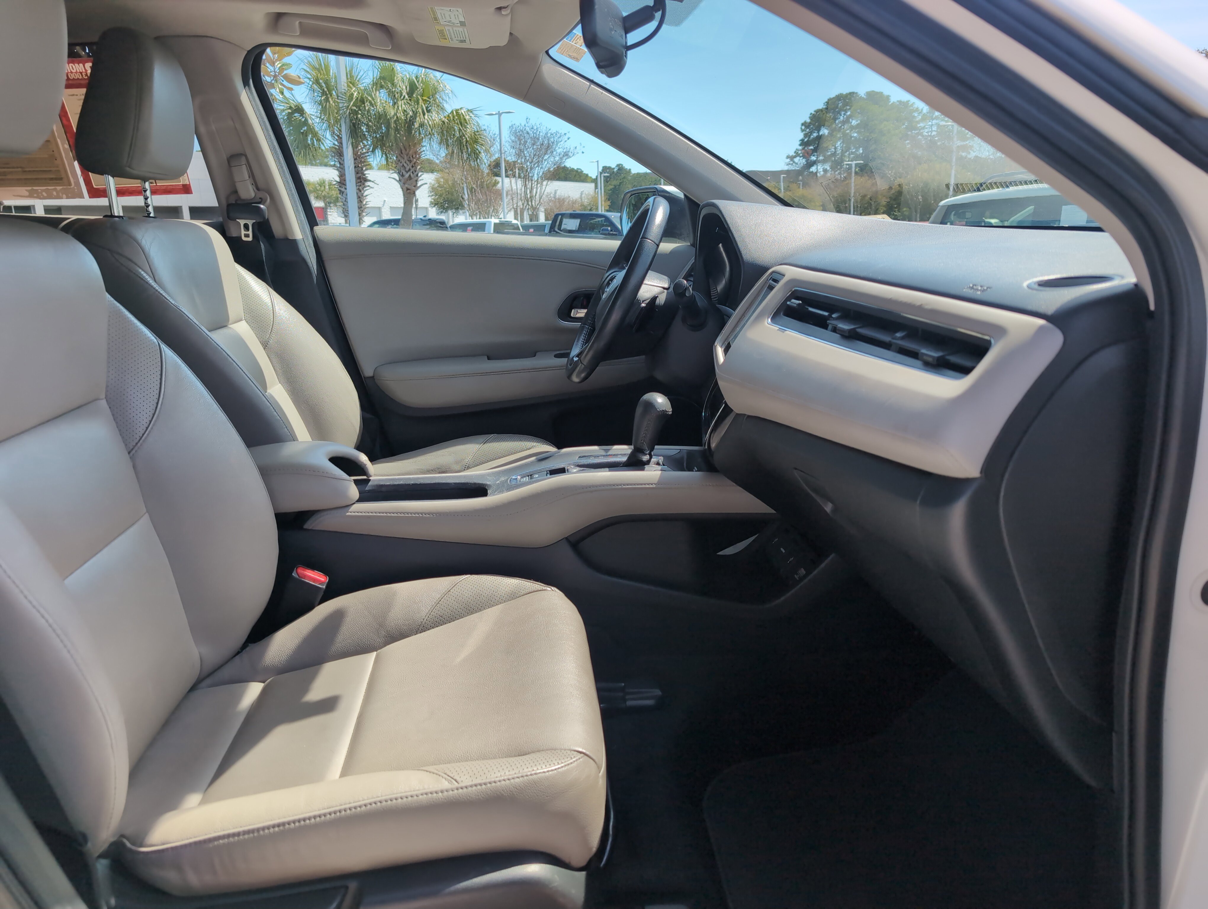 Used 2016 Honda HR-V EX-L image 30
