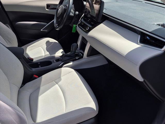 Used 2024 Toyota Corolla Cross L FWD image 19