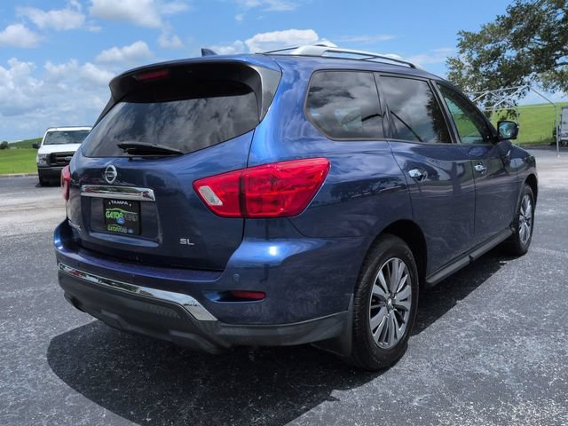 Used 2020 Nissan Pathfinder SL w/ Cargo Package FWD image 4