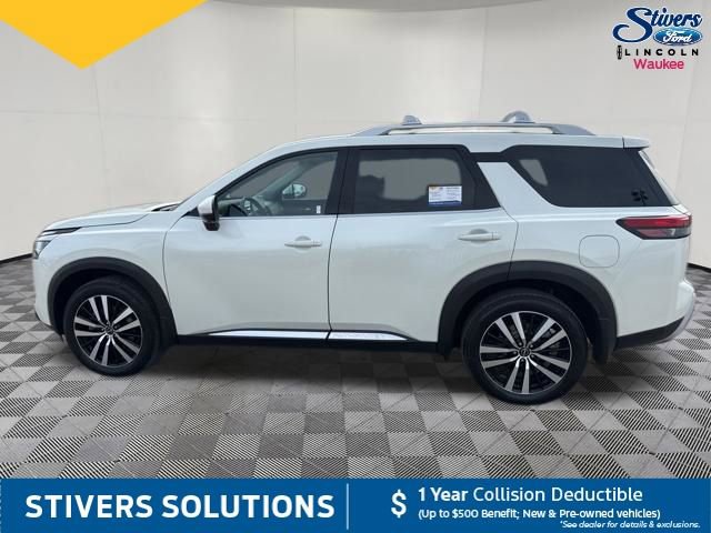 Used 2024 Nissan Pathfinder Platinum image 10