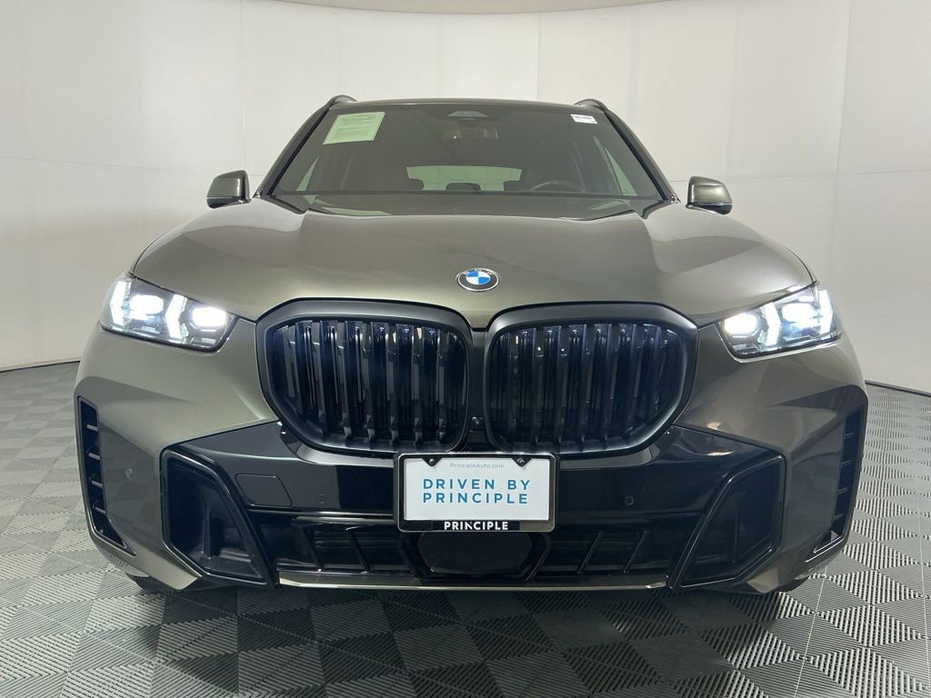 Certified 2026 BMW X5 sDrive40i w/ M Sport Package RWD image 3