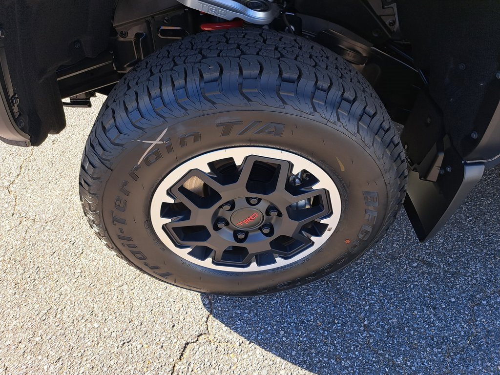 New 2025 Toyota Tacoma TRD Off-Road image 14