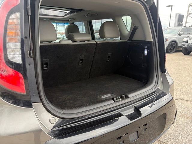 Used 2016 Kia Soul + w/ Primo Package image 24
