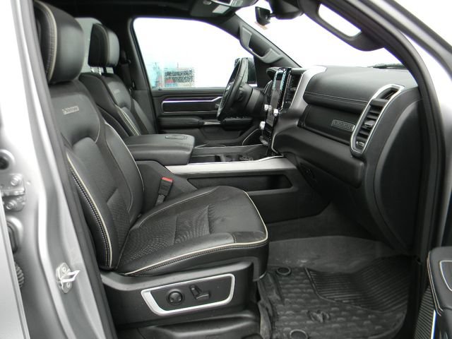 Used 2024 RAM 1500 Laramie AWD/4WD image 25