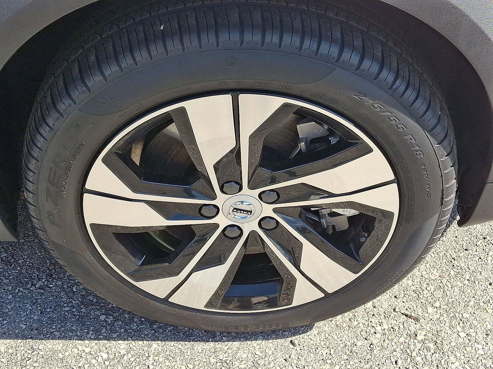 Certified 2024 Volvo V60 B5 Cross Country Plus image 8