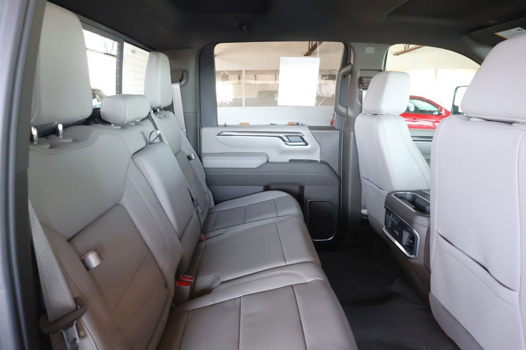 Used 2026 Chevrolet Silverado 3500 LTZ w/ LTZ Plus Package AWD/4WD image 22