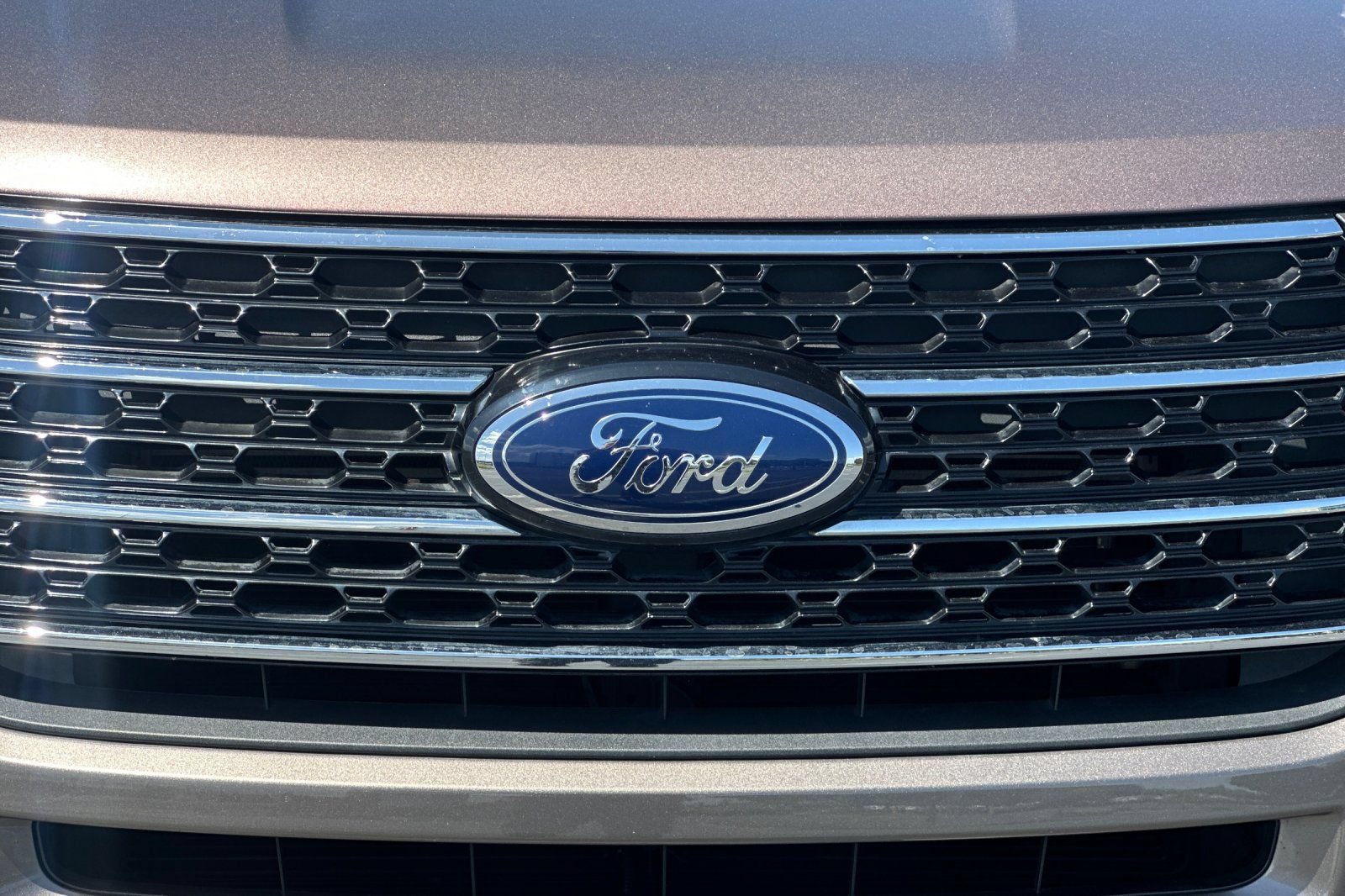 Used 2021 Ford Explorer XLT w/ Equipment Group 202A RWD image 45