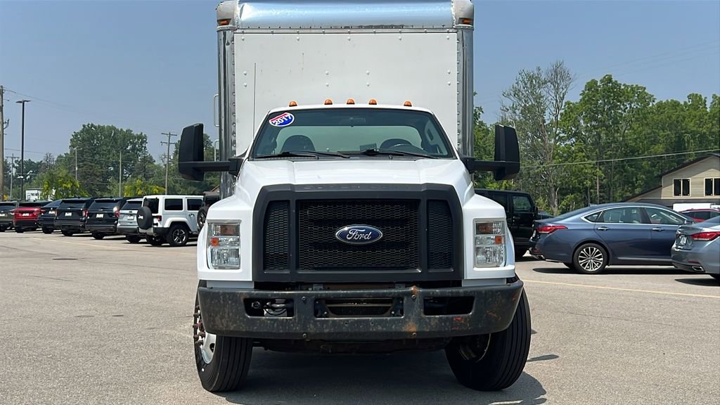 Used 2017 Ford F650 2WD Regular Cab Super Duty image 3